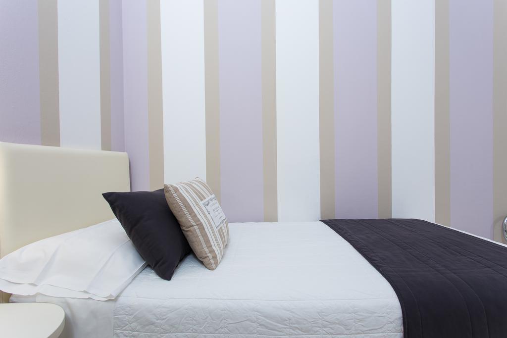 Hotel Flora Milano Marittima Esterno foto